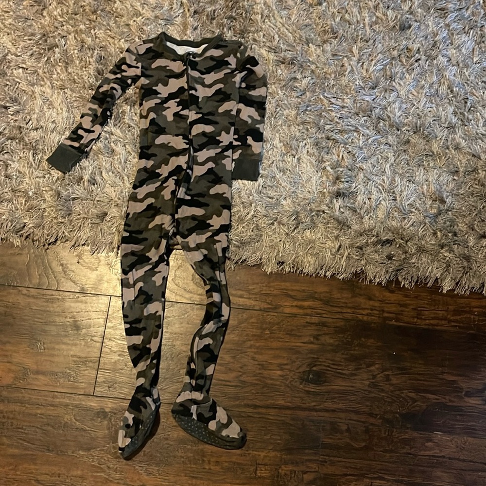 Camo Footed Onesie Pajama size 4T